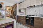 Apartament 3 camere, doua bai de vanzare - Str Poetului - 1