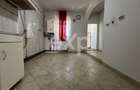 Apartament 3 camere dec 2 bai etajul 3 central Gaesti - 16