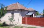 Proprietar Vand casa sat Otvesti - 3