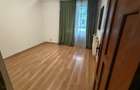 Vand apartament 3 camere, semidecomandat, str. Liviu Rebreanu