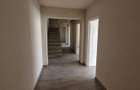 Apartament ultracentral tip penthouse 7 dormitoare 2 bai - 16