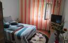 Vand apartament 2 camere decomandat,izolat in zona Gura Leului Barlad.Pret 60000 euro negociabil,parter.contact 0725173512 Sau 0034642213369. - 2