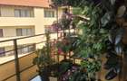 Persoana fizica vand apartament 2 camere strada Florilor - 8