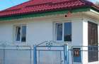 Casă cu 3 camere în Bacău - 1