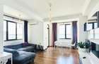 Apartament cu 3 camere decomandat în Central - 3