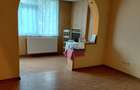 Apartament cu 3 camere decomandat în Micro 13 - 2