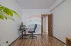 Apartament cu 4 camere decomandat în Tractorul - 15