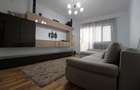 Apartament cu 3 camere decomandat în Girocului - 2