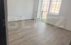 Apartament de vânzare, 3 camere, 50 mp, zona Centrala - 4