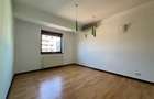 Apartament cu 3 camere semidecomandat în Aviației - 18