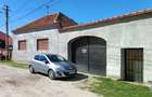 Casă cu 3 camere cu Teren 4000 Mp în Ludeștii de Jos - 1