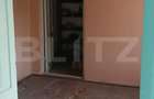 Casa cu 3 camere, bucatarie si baie, 105 mp ?i un teren de - 7