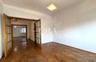 Apartament cu 4 camere semidecomandat în P-ța Romană - 1
