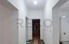 Apartament cu 3 camere , decomandat , cu 2160 mp teren intra - 7