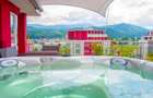 Penthouse spectaculos cu jacuzzi și vedere panoramică spre Tâmpa – Avantgarden 1 - 1
