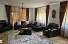 Casa de vanzare cu gradina. - 1