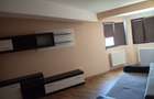 Apartament 2 camere cu centrala, zona Ostroveni (vis-a-vis de piata)