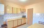 Apartament cu 3 camere decomandat, mobilat în Răcădău - 12