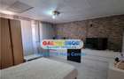 Casă cu 9 camere cu Teren 793 Mp în Dristor - 8