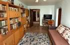 Apartament cu 3 camere decomandat în Berceni - 9