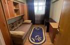 Apartament de vanzare - 3 camere decomandat - sector 4 - utilat si mobilat - 3