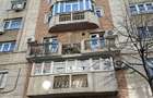 Vand apartament cu 3 camere, lift si confort sporit - 3