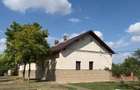 Am de vanzare casa renovata, la 30 km de Timisoara, teren 1797 mp, Carpinis, Iecea Mica, proprietar - 8