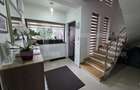 Duplex Modern la 3 min de Targoviste Design Nou, Compartimentare - 2