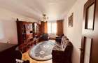 Apartament cu 3 camere decomandat în Tractorul - 7