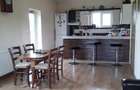 Casă cu 2 camere cu Teren 3500 Mp în Central - 10