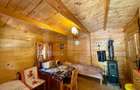 Cabane de vanzare, cu 3 camere, 50 mp, zona Brad - 1