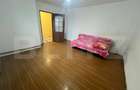 Apartament 3 camere, 70 mp, zona Micro 6 - 6