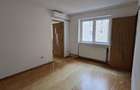 Vand Apartament 2 camere - 2