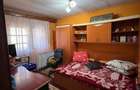 Apartament cu 3 camere semidecomandat în Autogară - 2