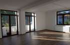 Apartament cu 4 camere decomandat în Central - 1