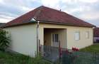 Casa de vanzare plus teren - 1