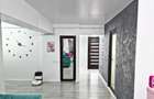 Apartament cu 3 camere decomandat în Ostroveni - 2
