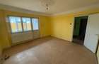 Vand Apartament cu 2 camere semidecomandat - Milcov (negociabil) - 1