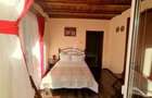 Casă cu 6 camere cu Teren 796 Mp în Timișu de Jos - 9