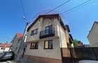 Apartament cu 3 camere decomandat în Oradea - 1