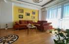 Apartament cu 3 camere semidecomandat în Sisești - 18