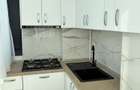Proprietar inchiriez apartament 3 camere - 4