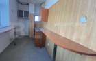 Spațiu comercial, de 1,000 mp, în Central - 13