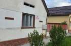 Casă cu 3 camere în Central - 2