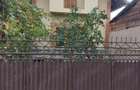 Casă cu 6 camere cu Teren 870 Mp în Central - 1
