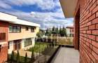 Casă cu 4 camere cu Canalizare în Florești - 11