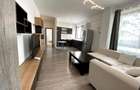 Apartament cu 3 camere semidecomandat în Central - 1