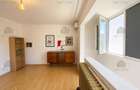 Apartament 3 Camere - Decomandat - Reabilitat termic - Sector 4
