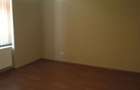 Casa cu etaj,cu garaj, D+P+E+M,611 mp, teren 371 mp,Central - 11