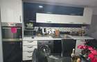 Apartament cu 3 camere decomandat în - 5